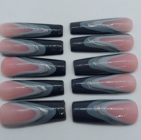 Shades of Gray Nails - Picture 4 of 5